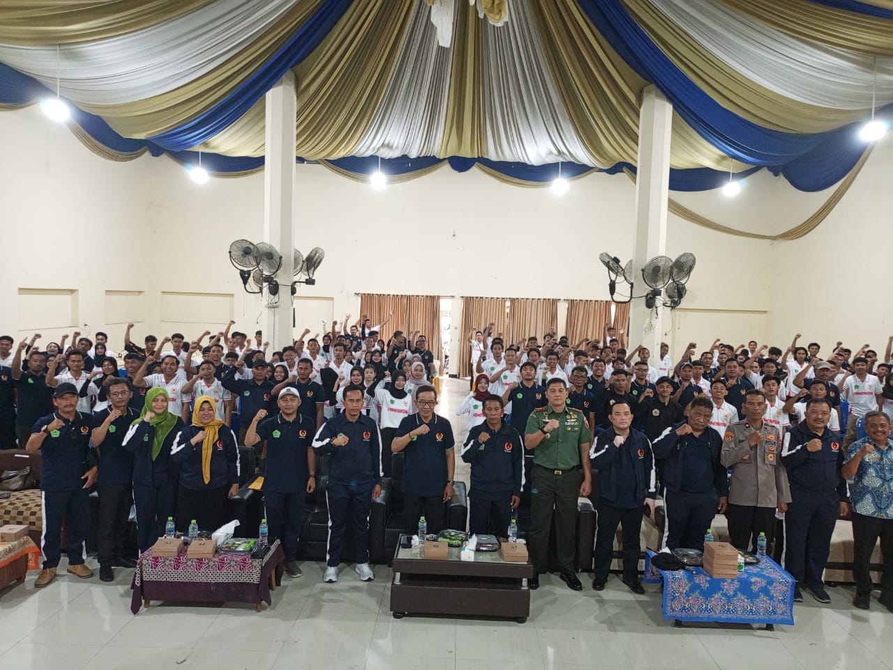 Porprov IX Jatim Malang Raya, Bupati Pamekasan Lepas 204 Atlet, KONI : Kami Yakin Perbaiki Peringkat