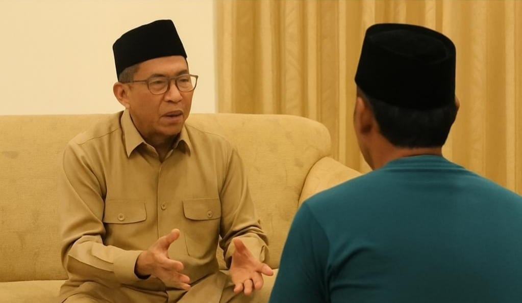 Bahas Kerugian Jaring Rusak Akibat Survei Migas, Bupati Pamekasan Temui Nelayan Tengah Malam
