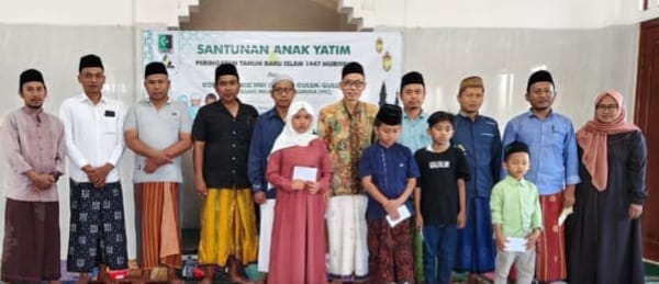 Hangatnya Kepedulian 10 Muharram: KAHMI Guluk-Guluk dan YIC Madura Berbagi Kasih untuk Puluhan Anak Yatim