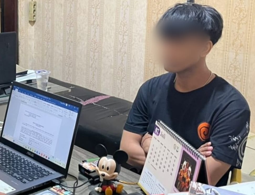 Video Syur Pasangan Gay Pamekasan Tersebar di Medsos, Polisi Amankan Pelaku