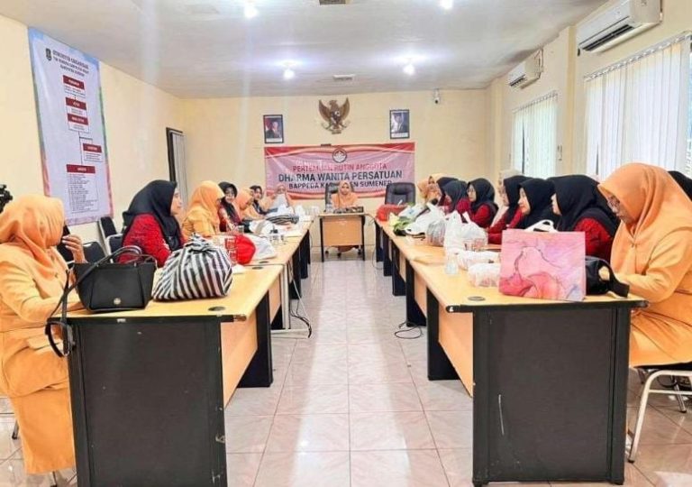 DWP Bappeda Latih Ecorpint: Teknik Hias Kain dengan Jiwa Seni Tinggi