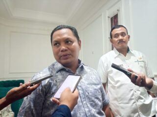 Diisukan Nyalon Ketua Askab PSSI Pamekasan, Ismail: Saya Fokus ke PSHW