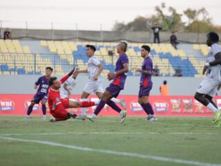 Lupakan Kekalahan Laga Kandang, Madura United FC Kalahkan Persik Kediri 2-1