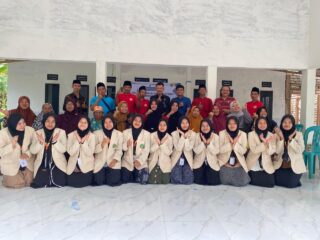 Setelah Bahas Limbah, Kini KKN UA Bersama Diskoperindag Kupas Strategi Pasarkan Produk Kelapa