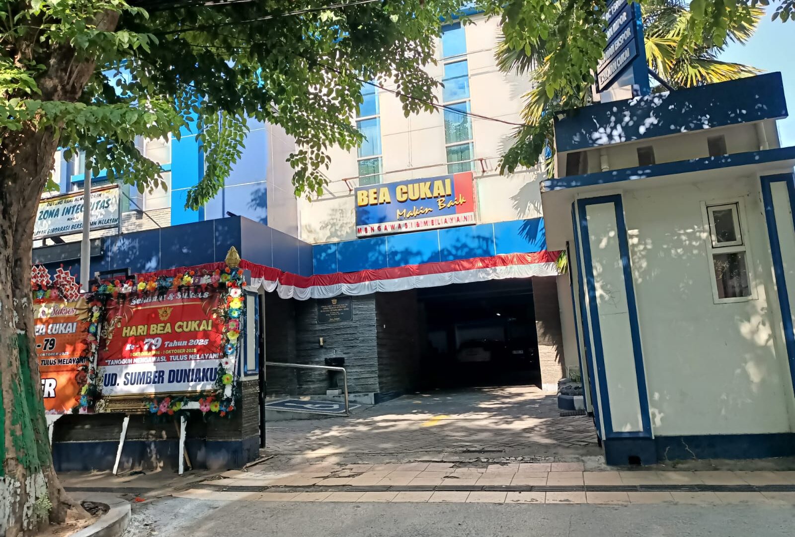 Emak-Emak Sebut Dua Pengusaha Rokok di Pamekasan Bayar Pengaman, Bea Cukai Madura: Laporkan!