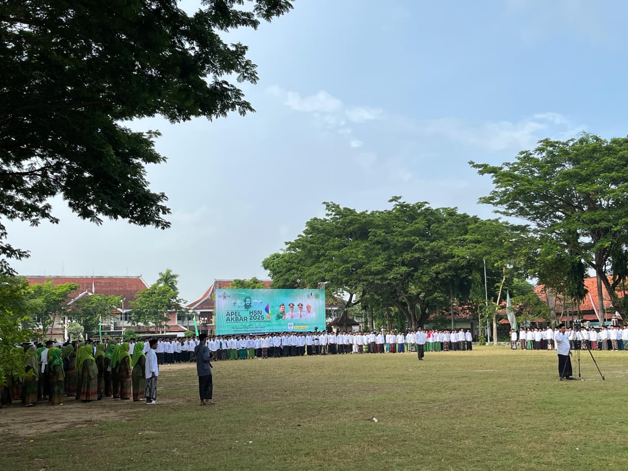 Peringati HSN, Ribuan Warga Nahdliyyin Pamekasan Ikuti Apel