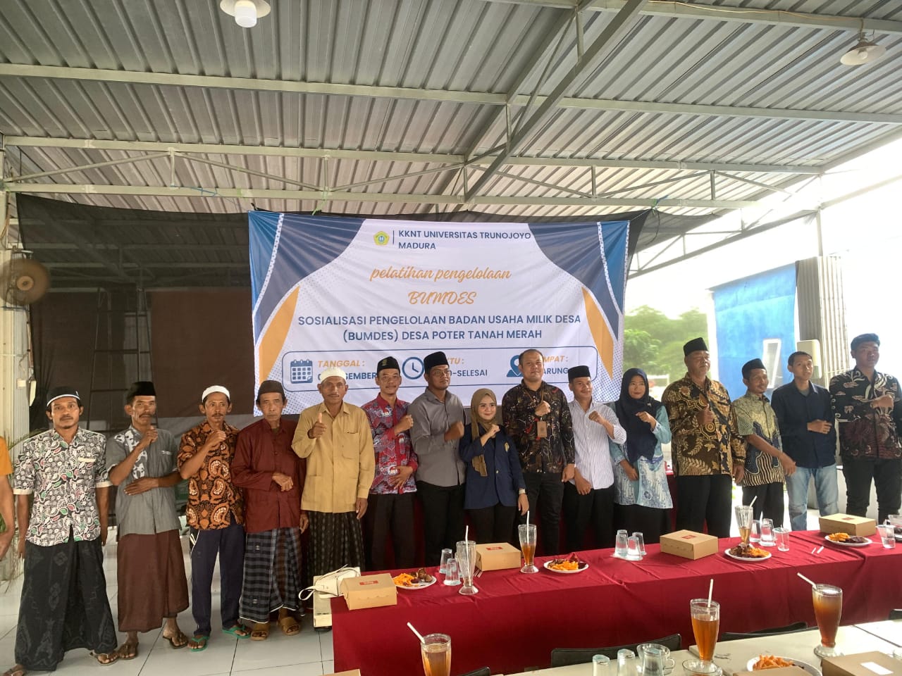 Mahasiswa KKN-T UTM Gelar Sosialisasi Pengelolaan BUMDes di Desa Poter Bangkalan