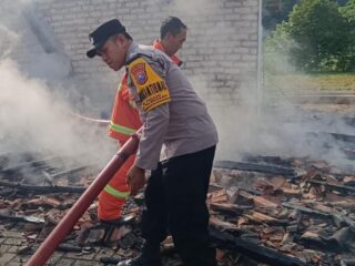 Ponpes MU Sumber Taman Pamekasan Alami Kebakaran, Delapan Kamar Santri Ludes