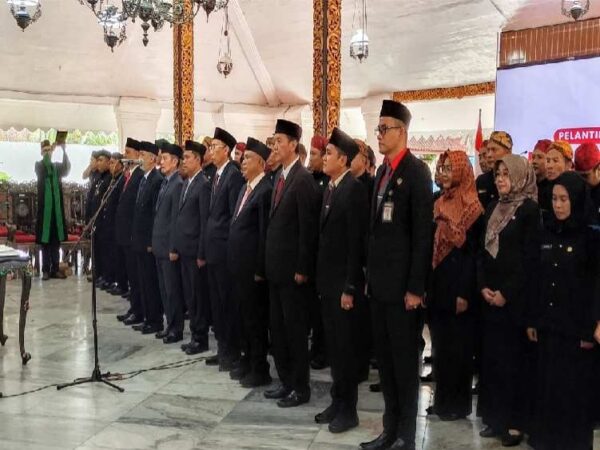 Bupati Sumenep Mutasi Pejabat: Iksan Kembali ke Pendidikan, Pejabat Berharta 11,5 M "Penjaga Gawang" Desa