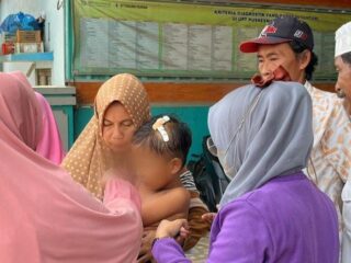 Siswa RA di Pamekasan Hampir Terlindas Mobil MBG, Kepala Sobek