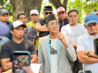 Puluhan LSM Pamekasan Melawan, Respons Demo Buruh Rokok dan Penyampaian Bupati