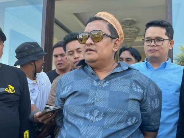 Cerita Crazy Rich Madura Usai Diperiksa KPK, Haji Her: Seru!