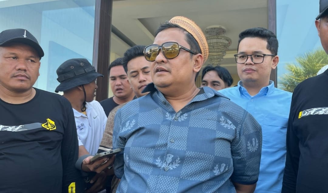 Cerita Crazy Rich Madura Usai Diperiksa KPK, Haji Her: Seru!