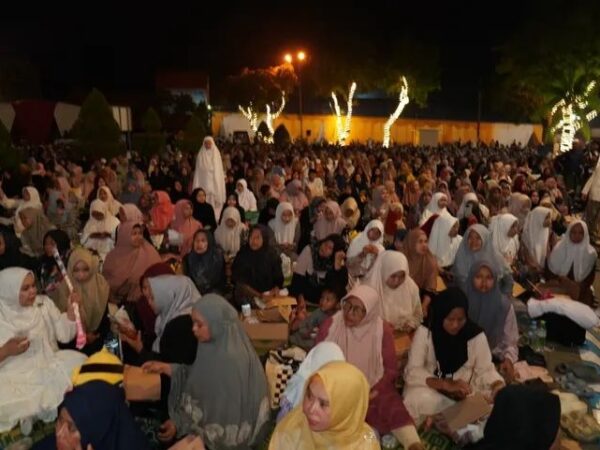 Haul Akbar Syaichona Kholil Bangkalan ke-101 Dimeriahkan Baksos dan Pameran Manuskrip Al-Qur’an