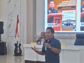 Asesor UKW Dewan Pers Latih Polisi Pamekasan Menulis Konten dan AI