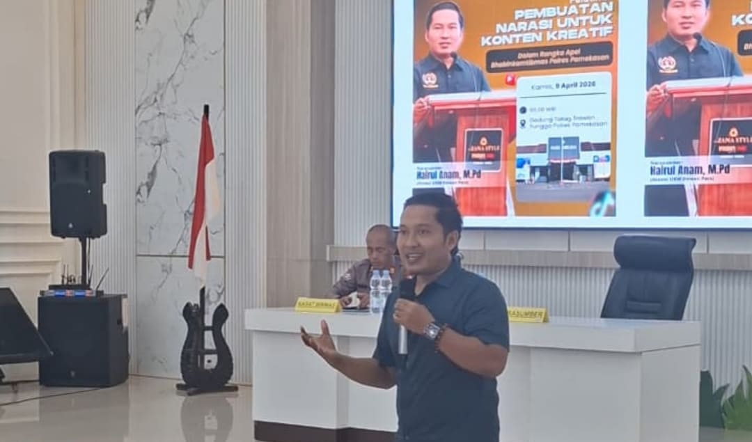 Asesor UKW Dewan Pers Latih Polisi Pamekasan Menulis Konten dan AI