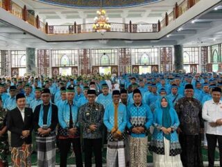 Terbagi Empat Kloter, 1.384 Jemaah Haji Pamekasan Dilepas Bupati