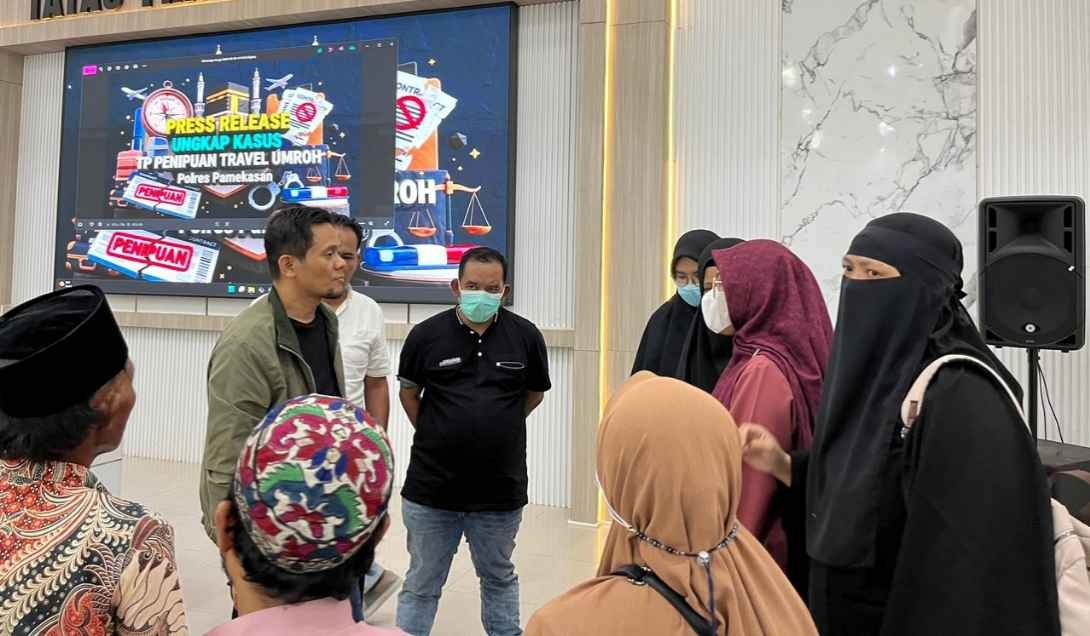 Rugi Rp319 Juta, 17 Korban Penipuan Travel Umrah Datangi Polres Pamekasan