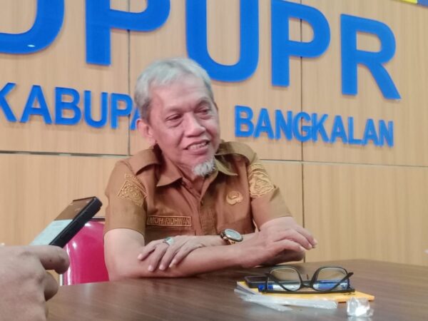 PUPR Bangkalan Tunda Tender Puluhan Proyek Jalan Akibat Harga Material Melonjak