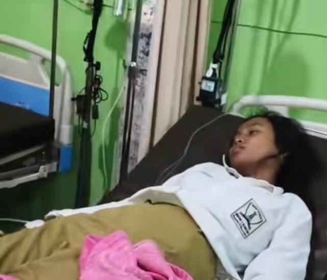 Diduga Keracunan MBG, Puluhan Siswa di Bangkalan Dilarikan ke Puskesmas