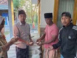 Setelah Diprotes Kades, Bulog Mulai Salurkan Beras Pengganti ke 23 Desa di Bangkalan