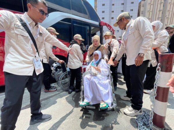 PPIH Bantah Tiga Jemaah Kloter 77 Terlantar di Madinah, Sebut Kamar Hotel Sudah Disiapkan