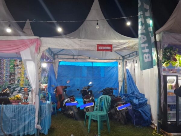 Stand UMKM Rubaru Agro Wisata Fest 2026 Desa Pakondang Beralih Fungsi Jadi Tempat Parkir