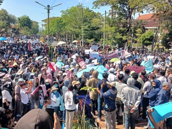 Pegawai SPPG se-Pamekasan Demo Dewan, Satgas MBG: Perbaiki Menunya!