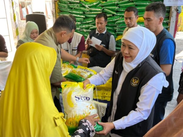 Gubernur Jatim Gelar Pasar Murah ke-84 di Pamekasan