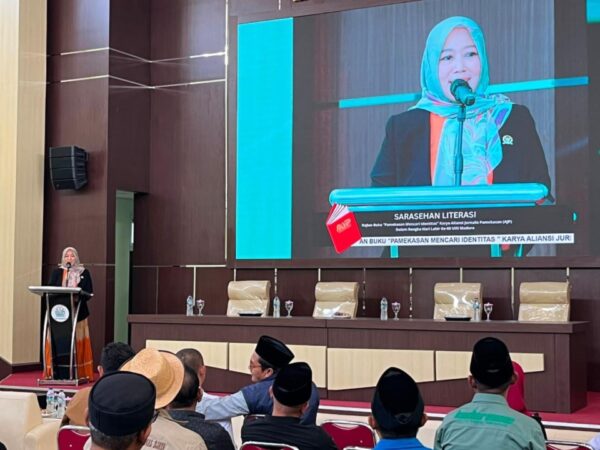 Hadiri Sarasehan AJP, Anggota DPR RI Kenang Kampus UIN Madura Hingga Bertemu Suami