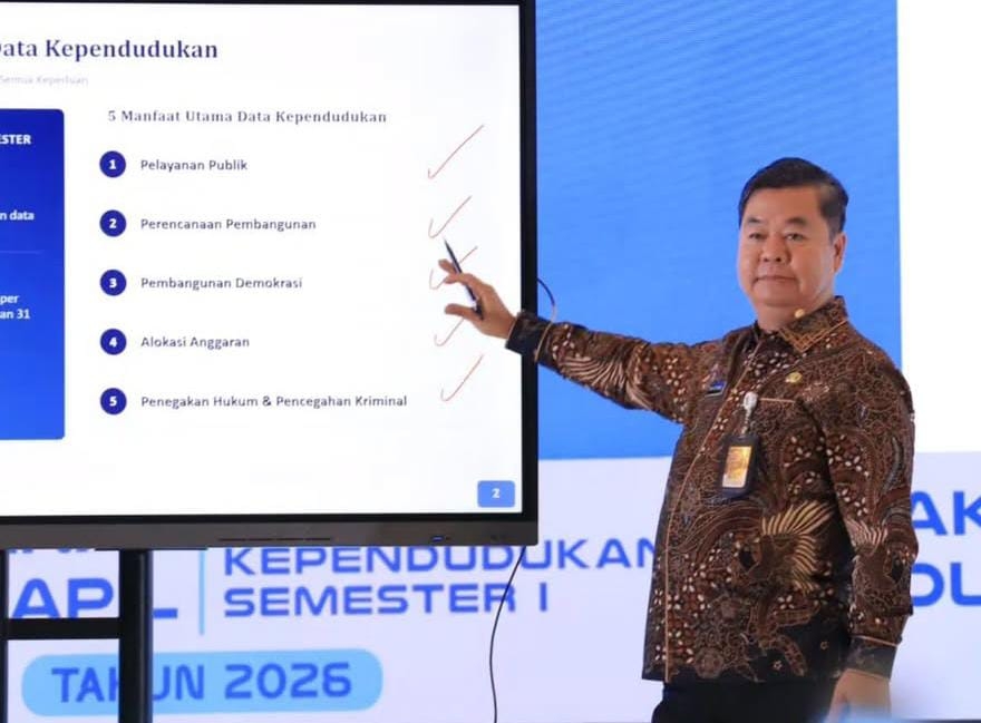 Dukcapil Catat Manusia Tertua di Indonesia dari Bangkalan dan Pamekasan Madura
