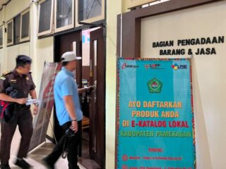 Tak Hanya Perekonomian, Kejari Pamekasan Turut Geledah Ruang Pengadaan Barang-Jasa