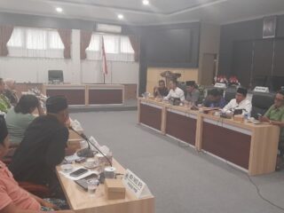 Korban Dugaan Investasi Bodong BRI Pamekasan Geruduk DPRD, Desak Telusuri Aliran Dana