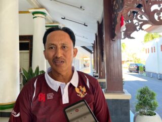 Kabag Kesra Pamekasan Klaim Sediakan Medis Usai Peserta Gerak Jalan Pingsan Tanpa Penanganan