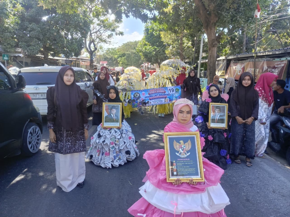 Pesona Laut Nusantara Warnai Karnaval Anak HUT RI Ke-81 Kecamatan Pragaan Sumenep