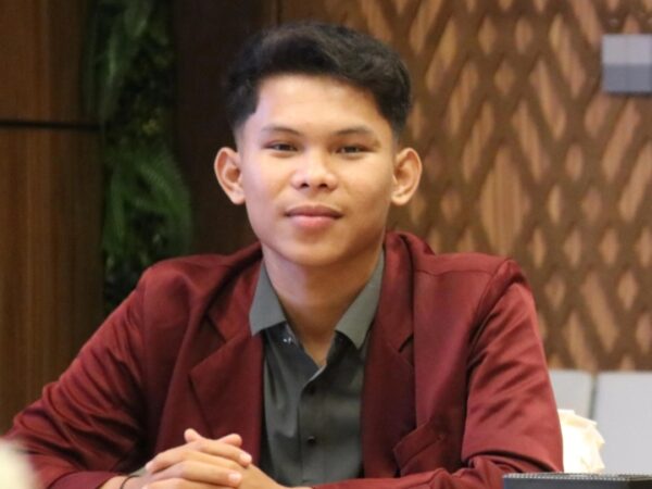 Negara Yang Selalu Datang Belakangan