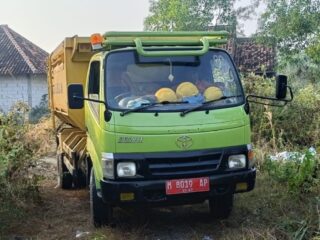DLH Pamekasan Siap Perbaiki Sampah Hasil Tebangan Pohon