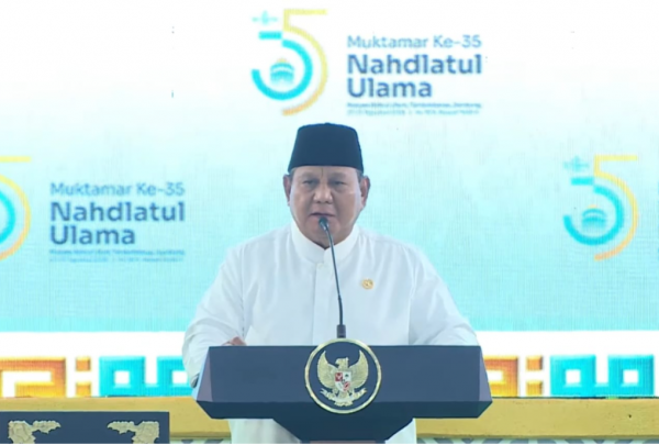 Buka Muktamar NU, Prabowo Tagih KTA ke Gus Yahya