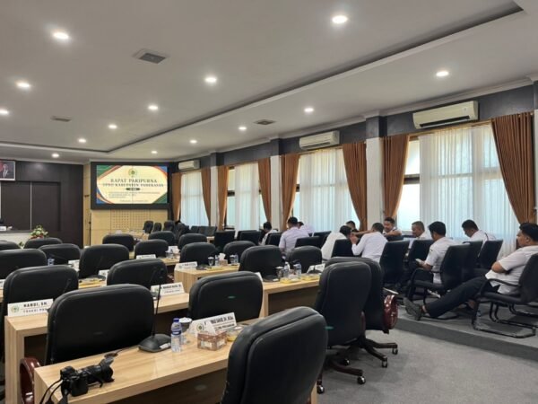 Paripurna Pertanggungjawaban Pelaksanaan APBD 2025 Pamekasan Molor hingga 5 Jam