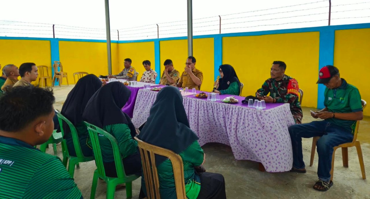 DLH Pamekasan Perkuat Peran Masyarakat dalam Menjaga Lingkungan