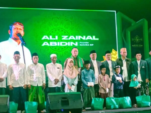 Bashra BIP Gaet MWCNU Palengaan Pamekasan Santuni 500 Guru Ngaji-Anak Yatim