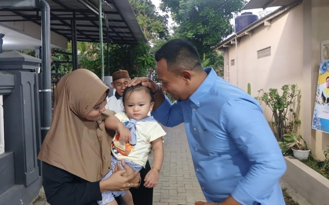 Bang Ali Berikan Rp100 Juta pada Keluarga Korban KM Virgo di Pamekasan