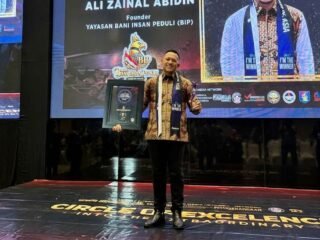 Peduli Yatim dan Duafa, Founder BIP Pamekasan Raih Dua Perhargaan Asia Award