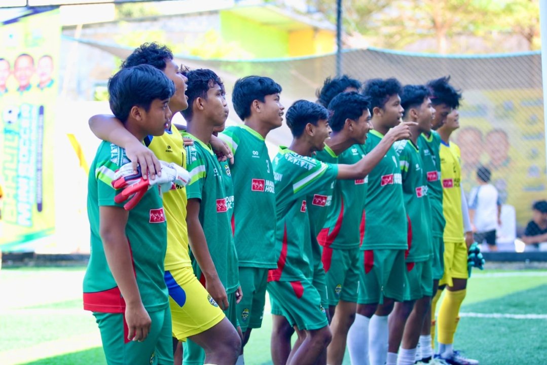 MAN 2 Pamekasan Juara Bahlil Mini Soccer Zona 8 Madura
