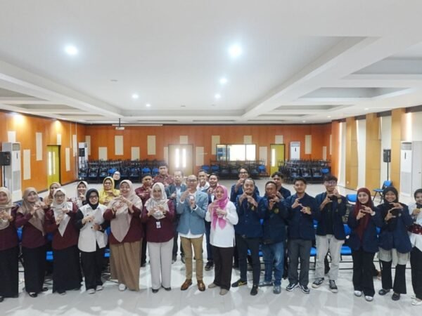 Magister Sosiologi UNESA dan MGMP Sidoarjo Bahas Optimalisasi AI untuk Pembelajaran