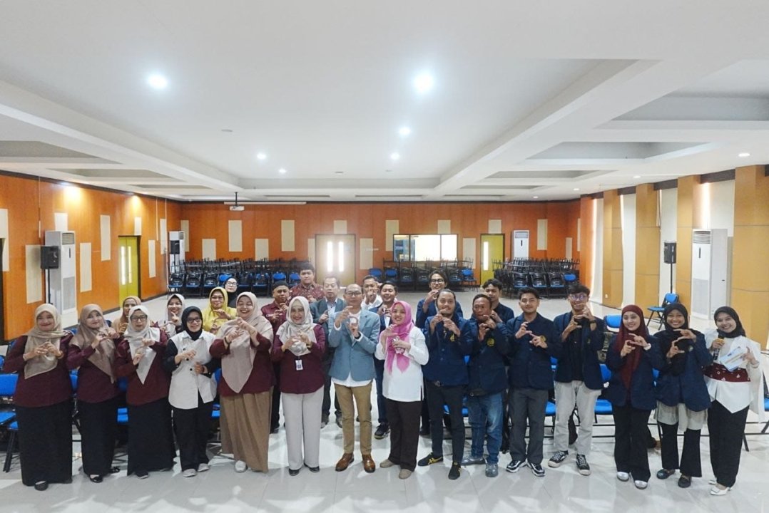 Magister Sosiologi UNESA dan MGMP Sidoarjo Bahas Optimalisasi AI untuk Pembelajaran