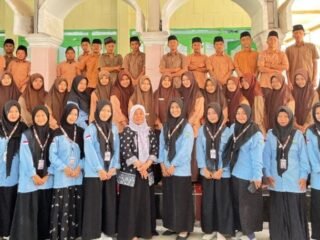 KKN Posko 28 UA Gelar Seminar Revitalisasi Jamu Nusantara Era Digital