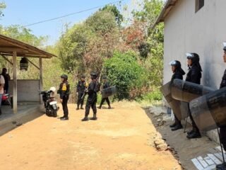 Target Utama Berhasil Kabur, Polisi Gerebek Markas Narkoba di Proppo Pamekasan