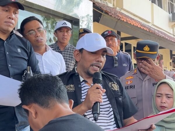 Begini Bunyi 4 Ketentuan SE Layanan Gratis Bupati Pamekasan Usai Didemo Aktivis Senior