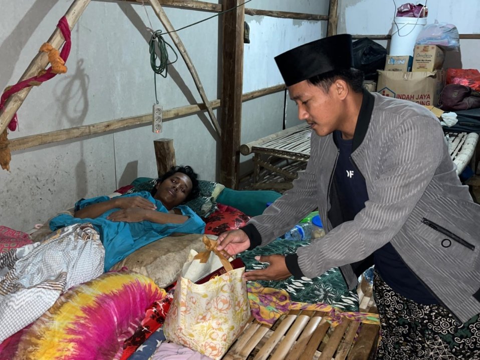 Media NU Palengaan Pamekasan Kembali Berbagi pada Anak Yatim dan Duafa